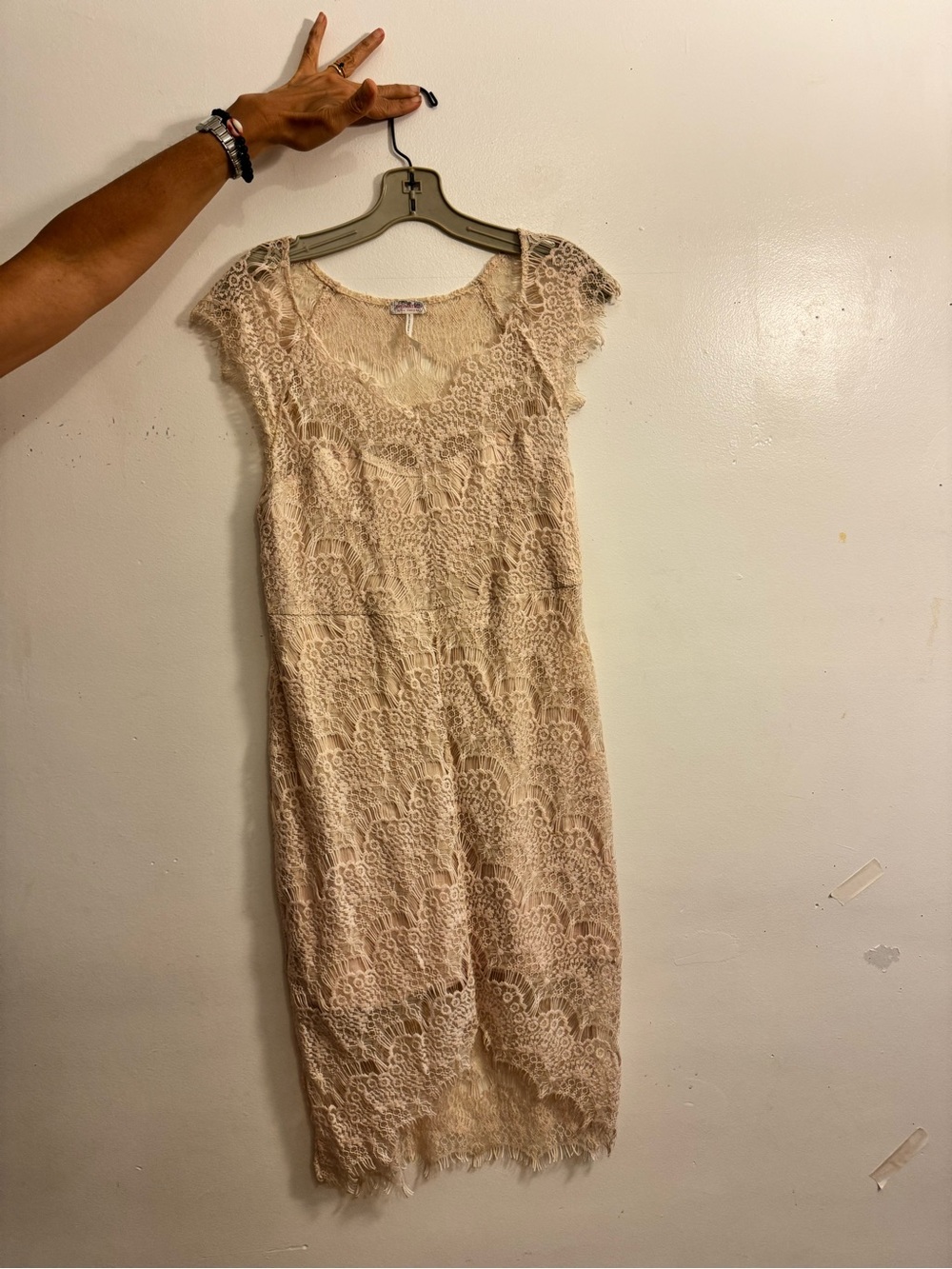 Free People Beige Lace Cap-Sleeve Sheath Dress